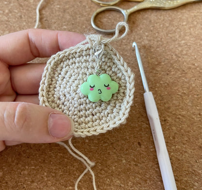 Stitch markers